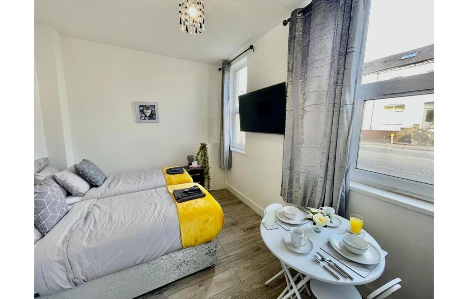Cardiff City Centre Apartment- Penarth Road Oda fotoğraf